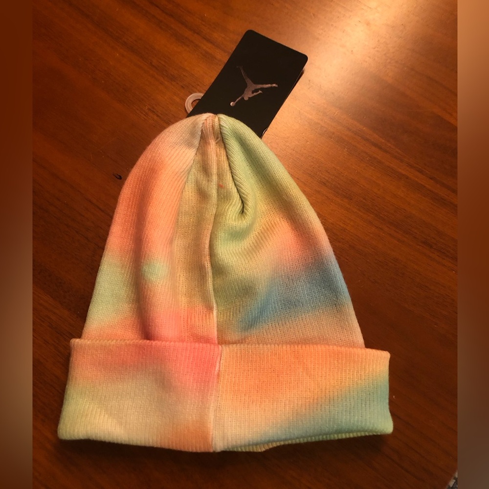 NWT✨Jordan Kids Pastel Tie-Dye Beanie - Picture 4 of 5